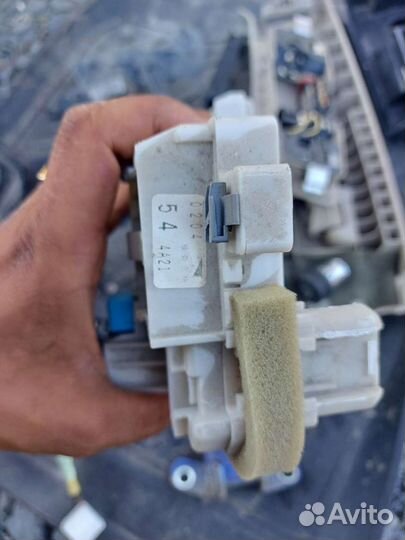 Блок управления Мазда 6gg 2.3 1.8 2.0