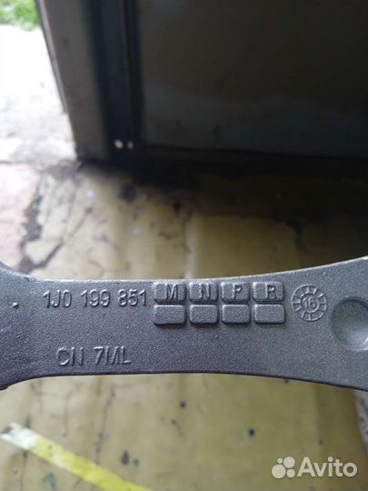 Опора двигателя задняя