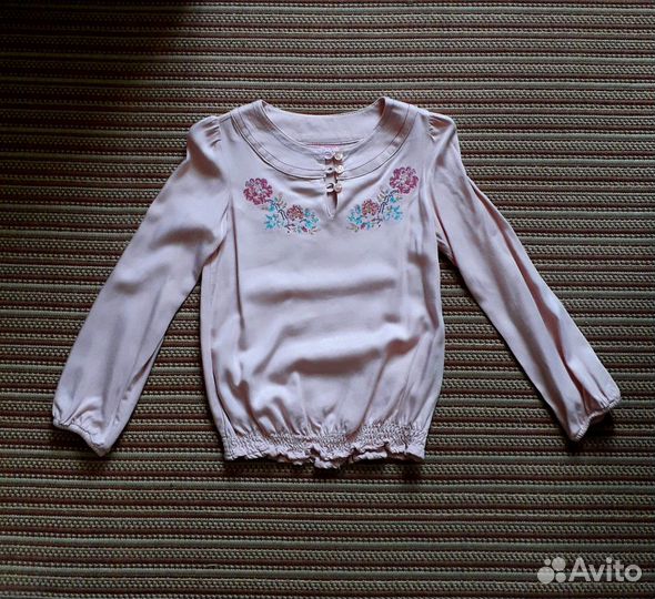Блузка с вышивкой р.110-116