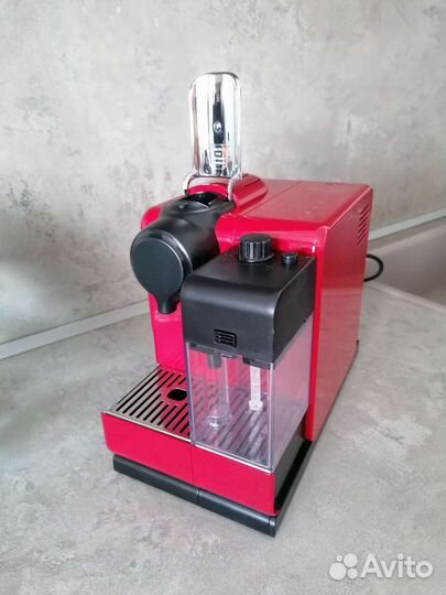 Капсульная кофемашина delonghi nespresso EN550