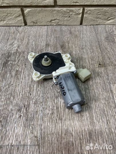 Mercedes W219 CLS Моторчик стеклоподъемника пl