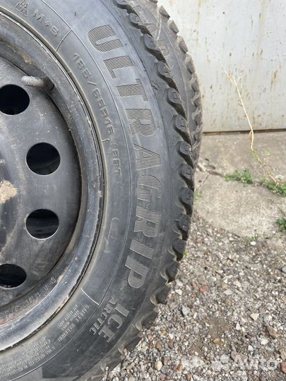 Goodyear Ultragrip Ice Arctic 185/65 R15