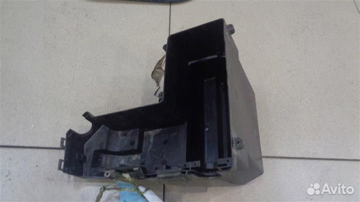 Корпус блока предохранителей подкапотного Land Ro