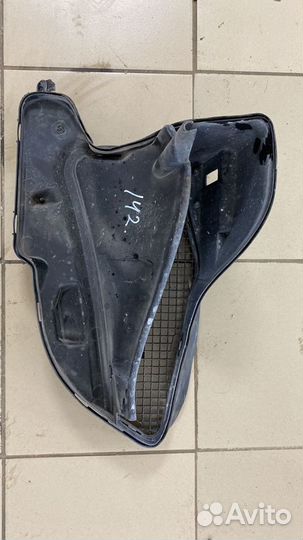 Воздухозаборник печки Mercedes Benz W220