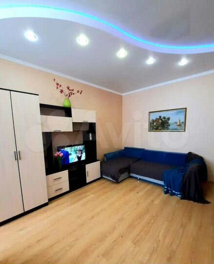 2-к. квартира, 67 м², 4/9 эт.