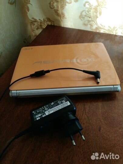 Нетбук Acer Aspire One happy2