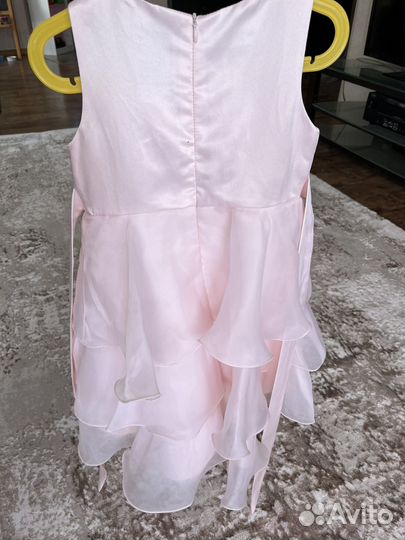 Продам платье для девочки