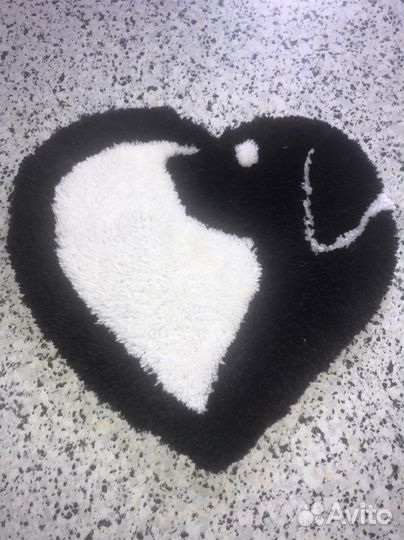 Тафтинговый ковер ручной работы