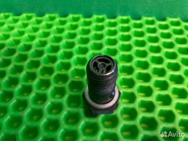 Болт Bmw X1 E84 N20B20A 2012