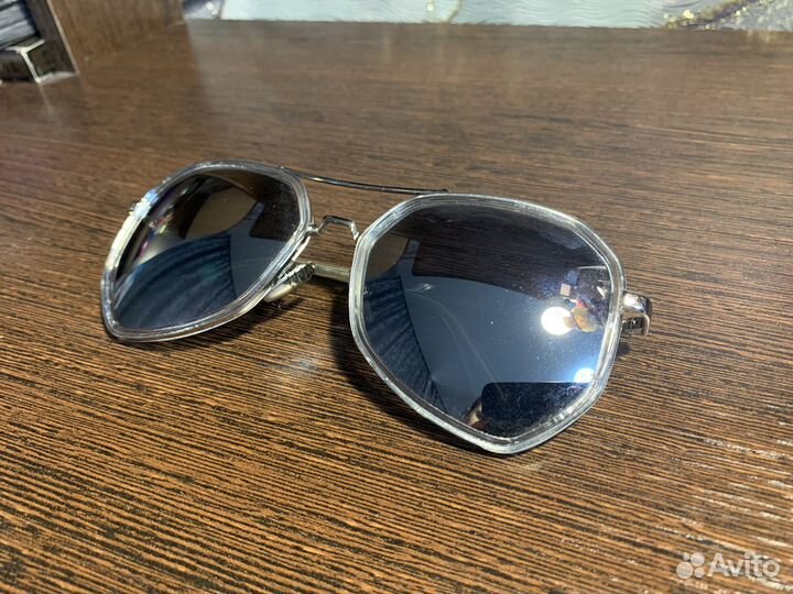 Солнцезащитные очки