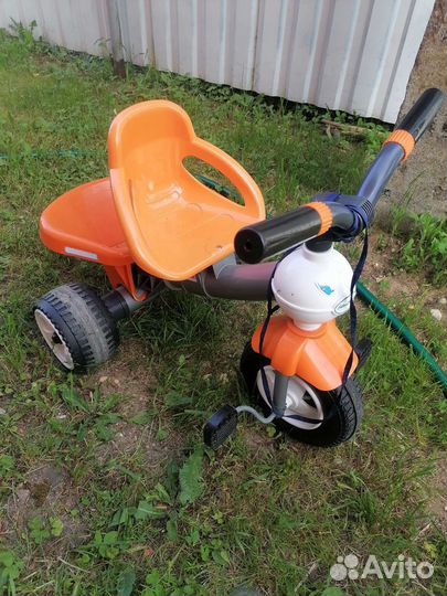 Детский трёхколёсный велосипед