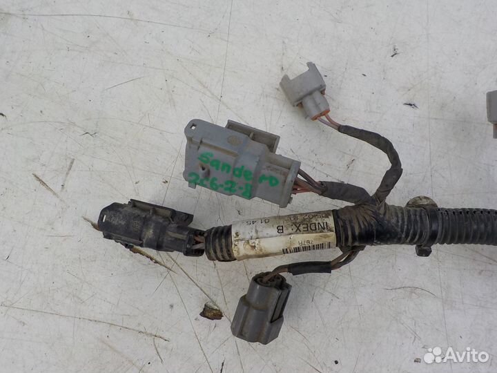 Проводка моторного отсека Renault Sandero 2018