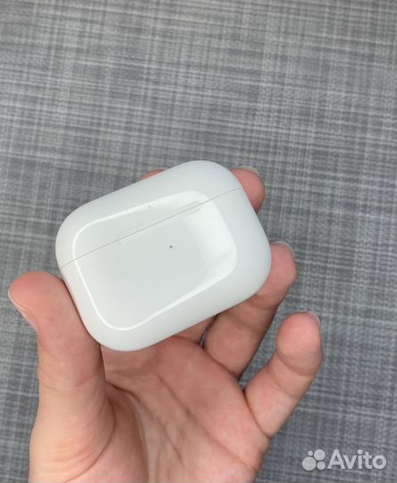 Airpods pro (L + R + кейс А2190 ) оригинал, Б/У