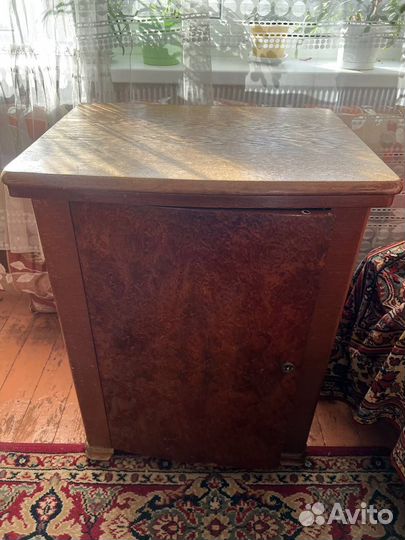 Продам швейную машину Altenburg