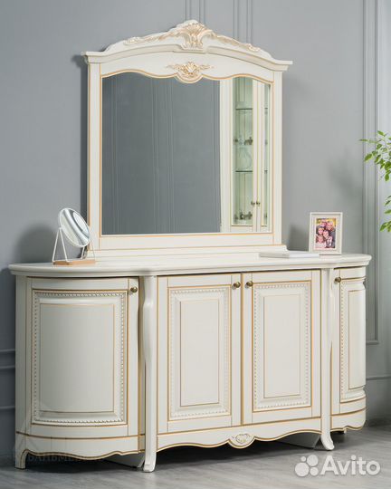 Подзеркальник с зеркалом Виченца