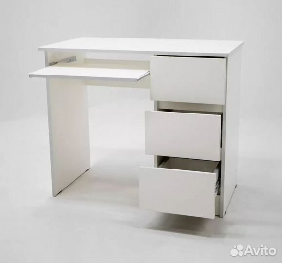 Стол письменный с ящиками