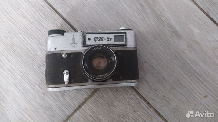 Плёночный фотоаппарат СССР фэд-5в