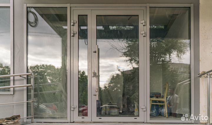 Алюминиевые двери