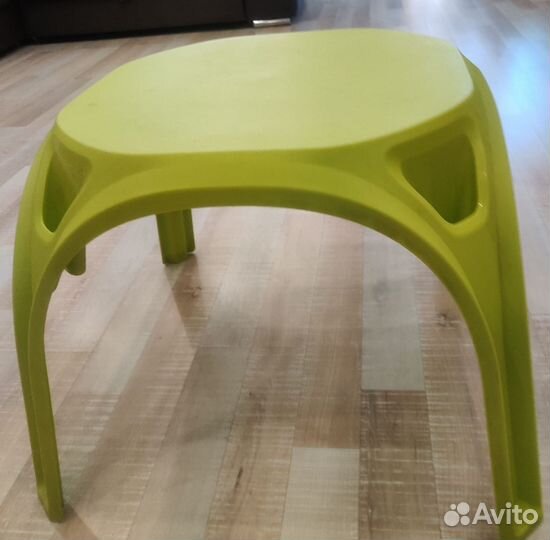 Стол и кресло детское плетеное