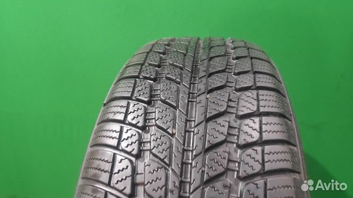 Sunny SN3830 215/60 R17 96H