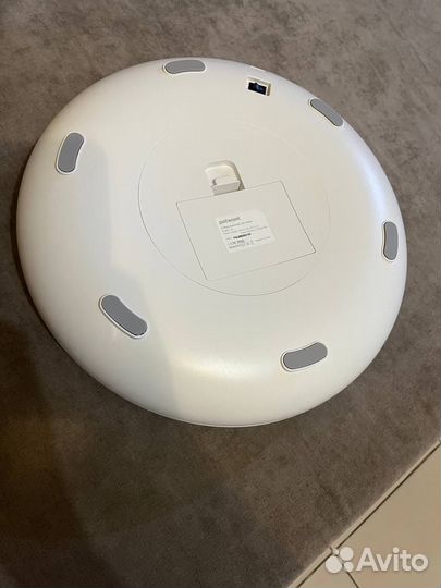 Автоматическая кормушка для кошек и собак