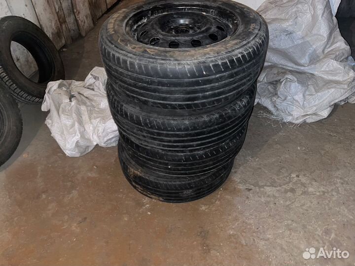 Колеса в сборе r15 летние 4 100