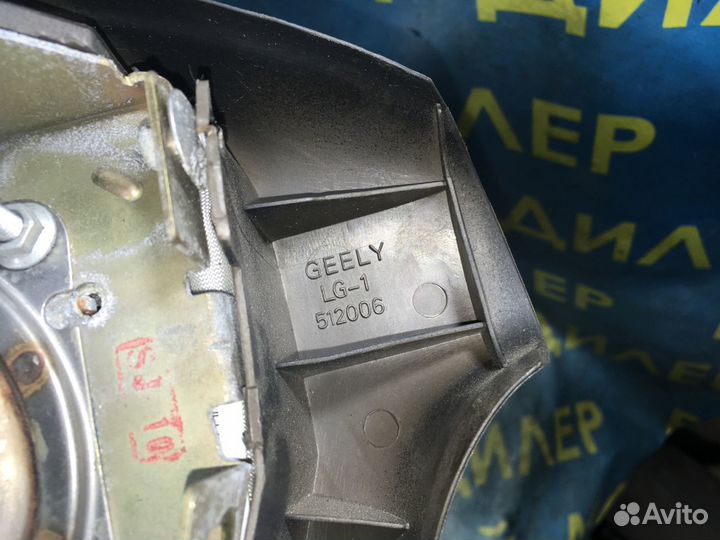 Кожаный руль Geely MK