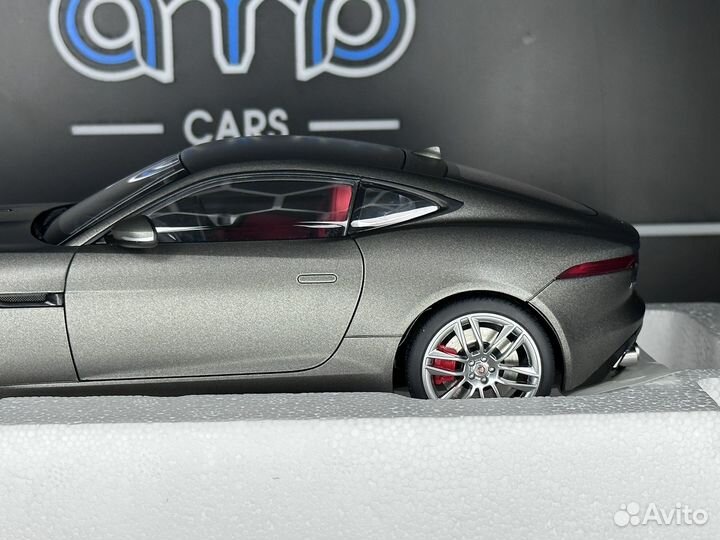 Autoart Jaguar F-type (73654) 1:18