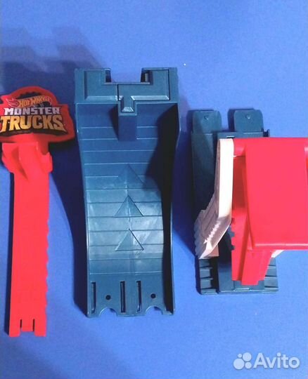 Трек Hot Wheels Monster Trucks силомер