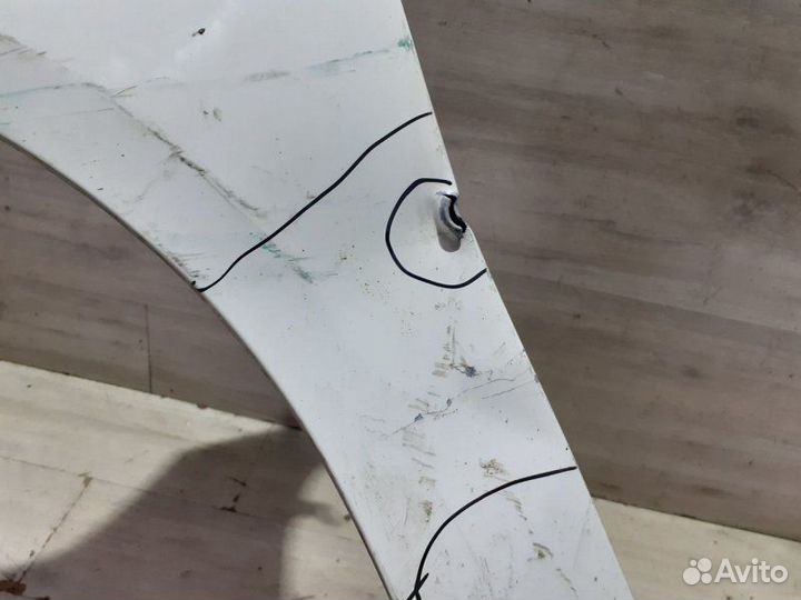 Крыло Mercedes Benz W176