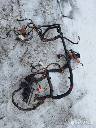 Касса под торпедная приора