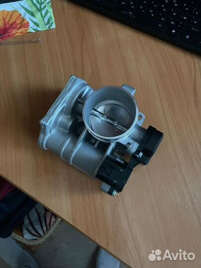 Дроссельная заслонка geely