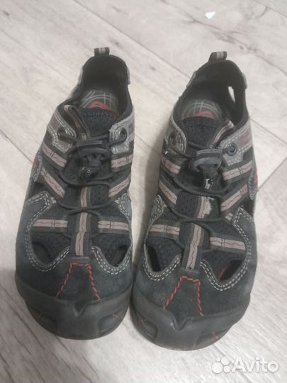 Сандали детские