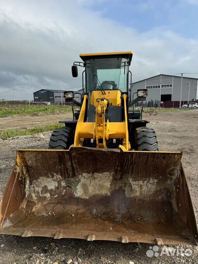 Фронтальный погрузчик Shantui SL30W, 2018