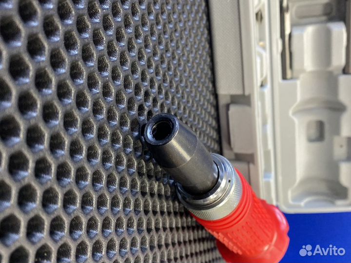 Ударная отвертка