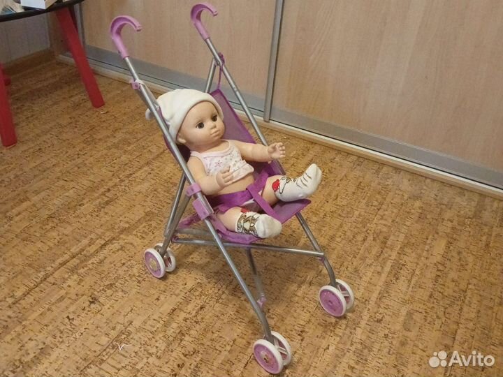 Коляска кукольная