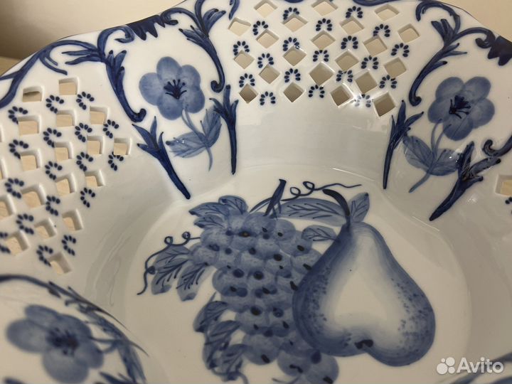 Фруктовница Гжель