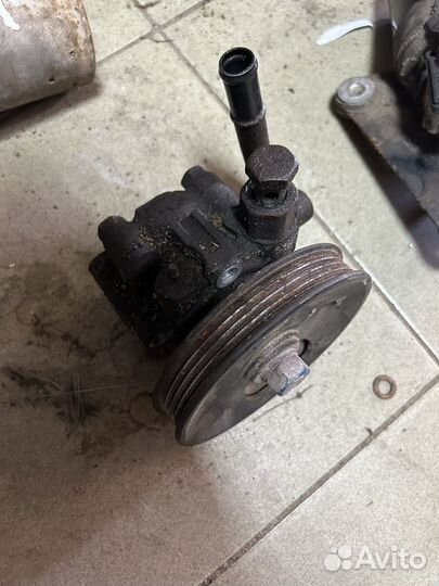 Насос гидроусилителя Spectra