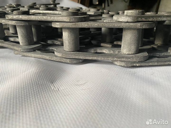 Цепь пескоразбрасывателя без скребков мдк 133Г4-93.33.000 пластинчатая в Ржеве