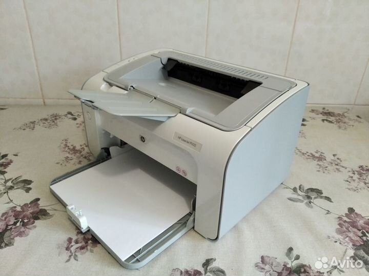 Принтер HP LaserJet Professional P1102 в хорошем с