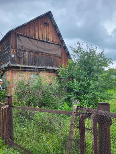 Дом 24 м² на участке 4 сот.