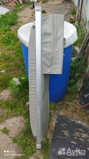Продам шторку в багажник приус альфа