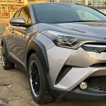 Toyota C-HR 1.2 CVT, 2017, 66 343 км, с пробегом, цена 2 000 000 руб.