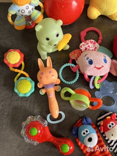 Развивающие игрушки пакетом