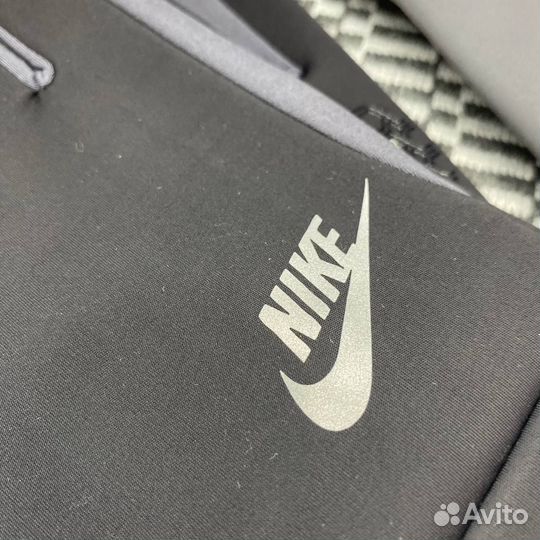 Перчатки Nike комбинированные