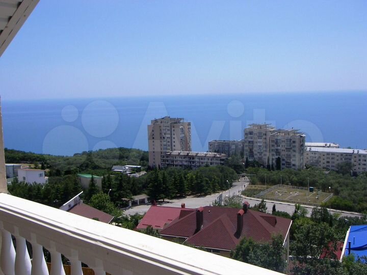 Дом 400 м² на участке 12 сот.