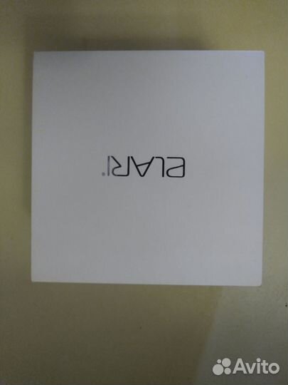 Упаковочная коробка от наушников elari NanoPods