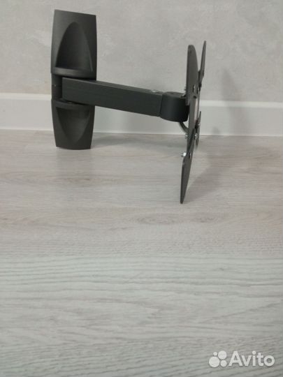 Кронштейн для телевизора поворотный