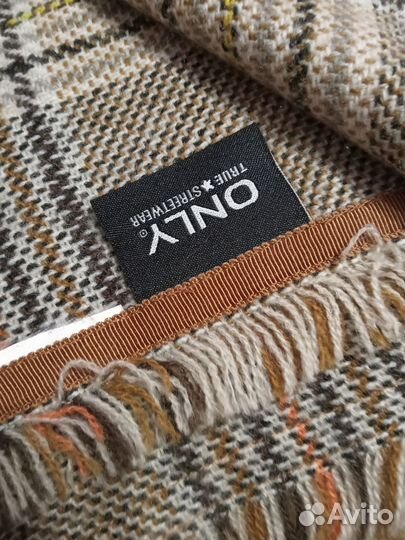 Шарфы и палантины