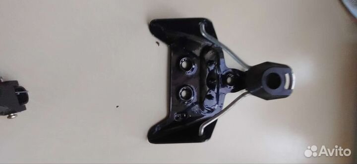 Двухступенчатое крепление для лыж. Decathlon